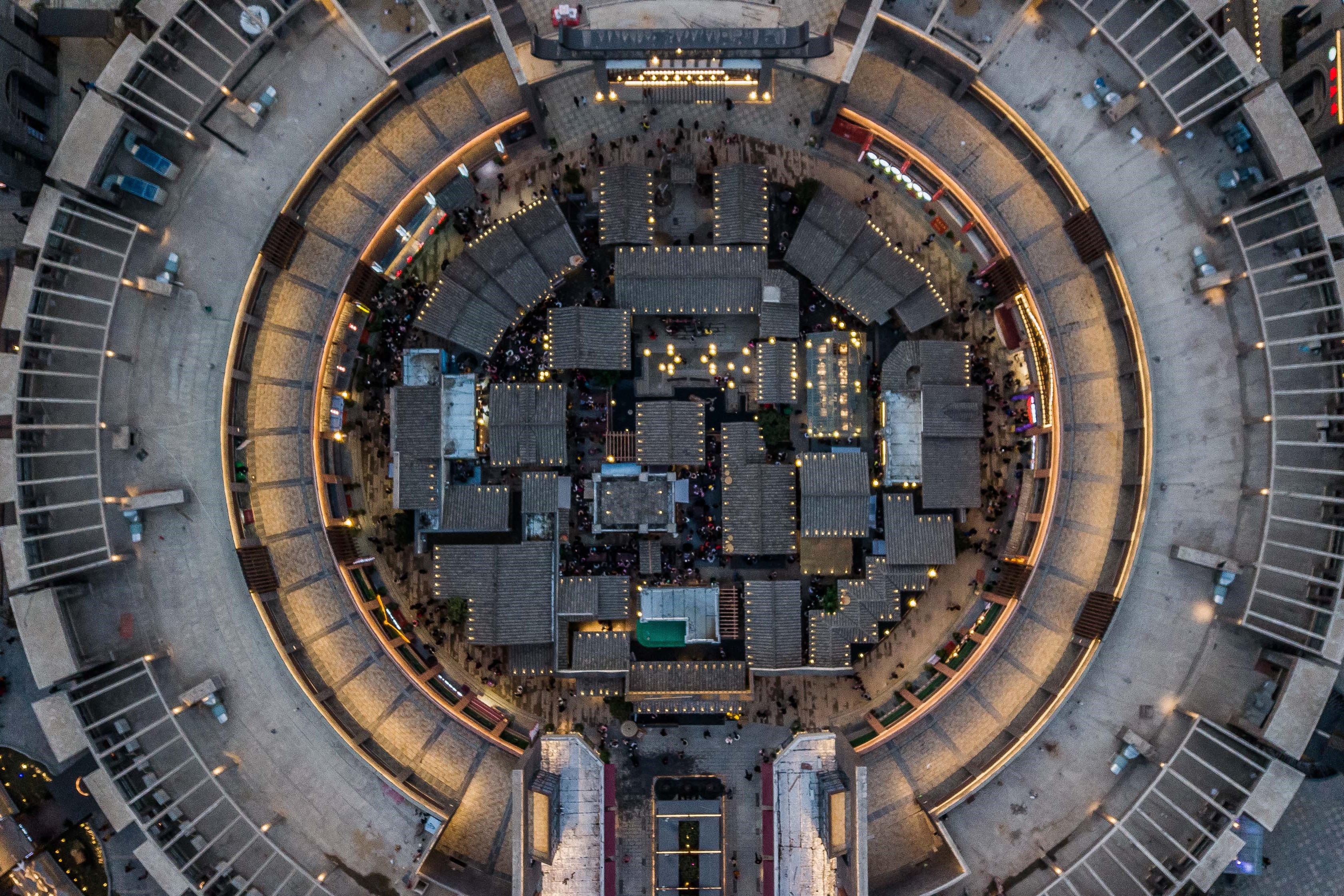 黉街_合肥滨湖投资控股集团有限公司